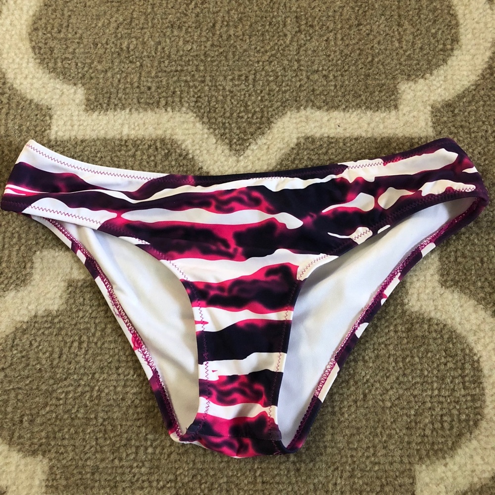 Cupshe bikini bottom